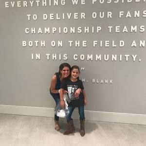 Meet your Posher, Stefanie